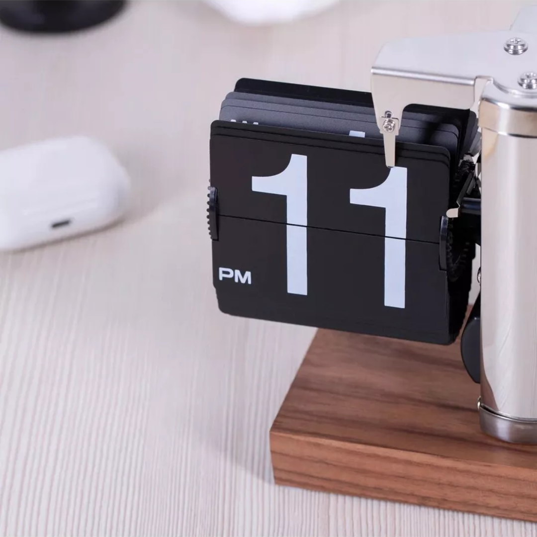 Raxiva-horloge vintage flip l elegance du temps