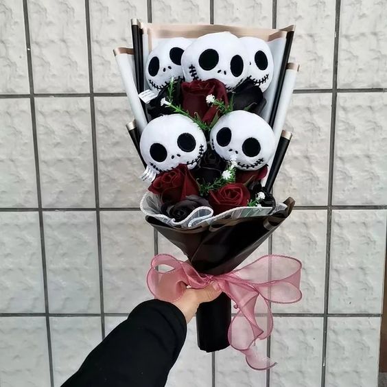 Raxiva - Jack Skellington Doll Bouquet  - Halloween Jack Skellington Plush Bouquet Doll